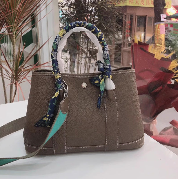 Women's New Leather Lychee Handbag Large Capacity Silk Scarf Shoulder Slung Commuter Handbag