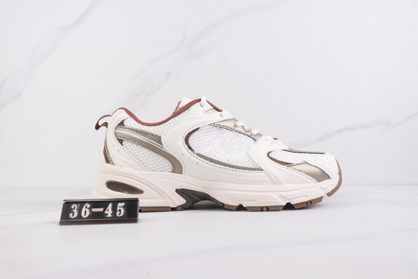 Men's and Women's New Casual Joker Sneakers Fabric Breathable Wear-resistant Non-slip Comfortable Running Shoes.