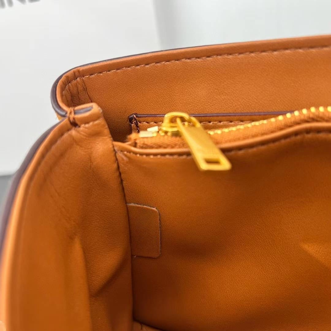 Women's New Joker Matte Leather Metal Lock Flip Design Shoulder Slung Handbag.