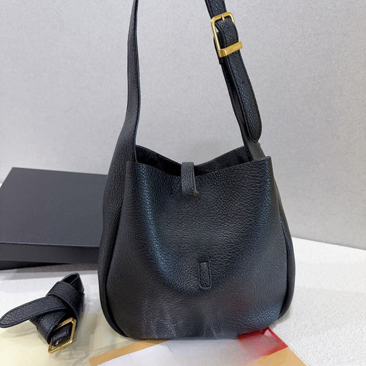 Women's New Temperament Joker Large Capacity Wide Shoulder Strap Shoulder Bag.