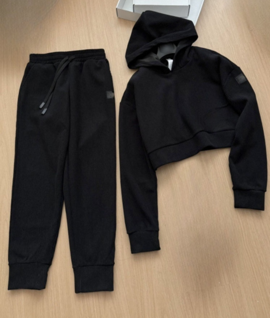 Women's new short hooded sweater+corduroy leg pants