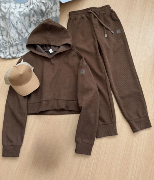 Women's new short hooded sweater+corduroy leg pants