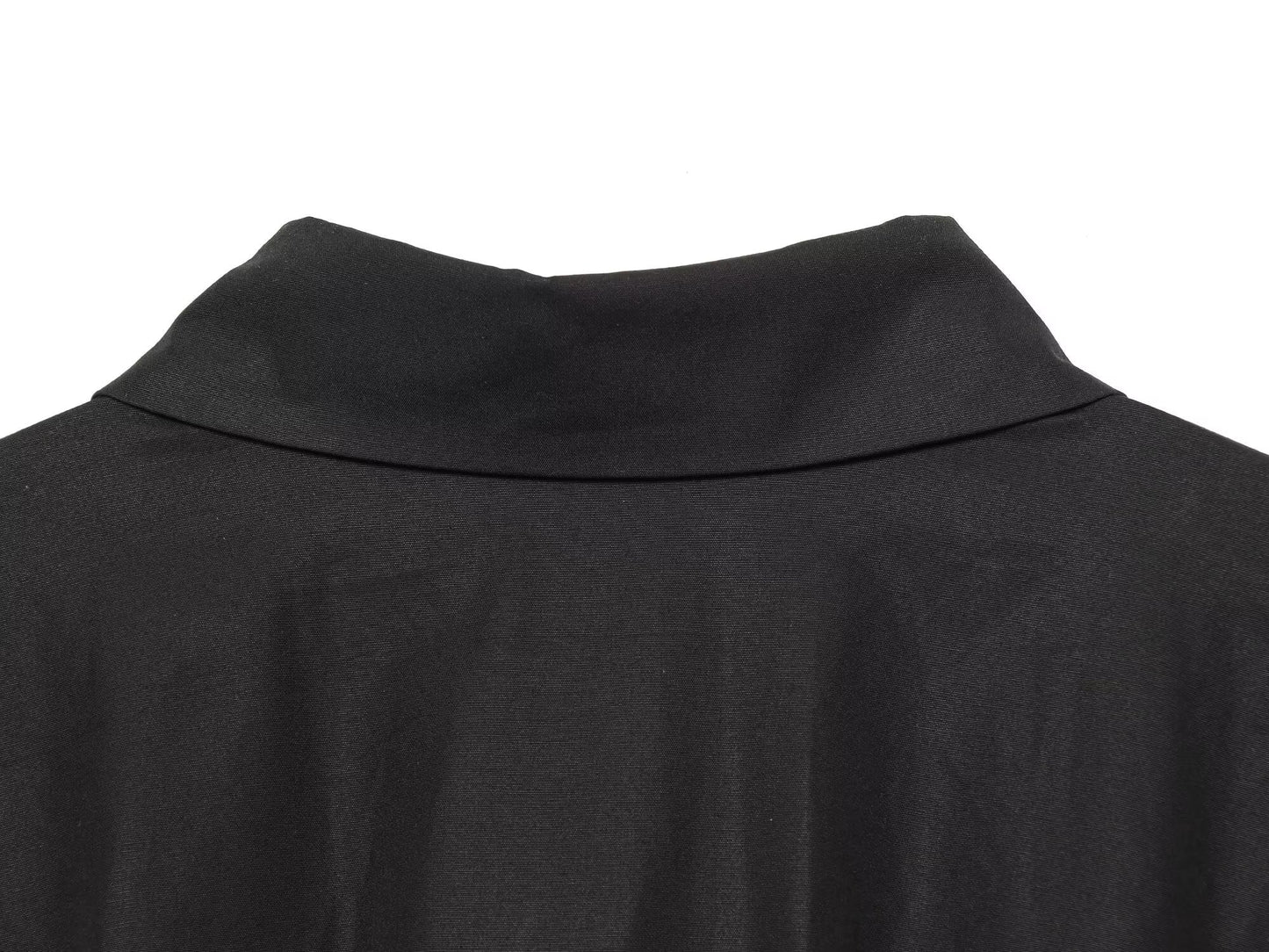 Women's pleated design slim lapel shirt