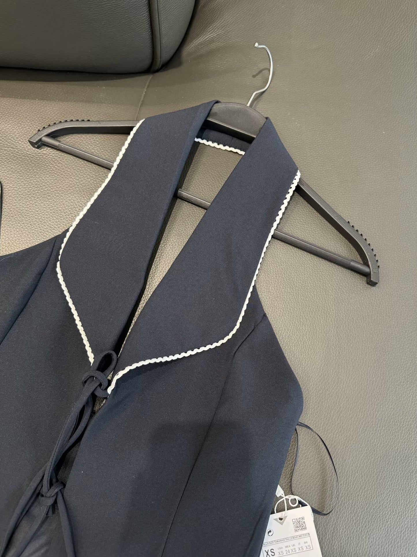 Women's 2025 New Fashion Bow Splicing Hanging Collar Top